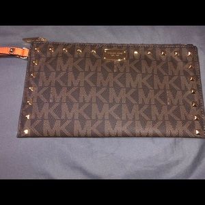 Michael Kors wristlet